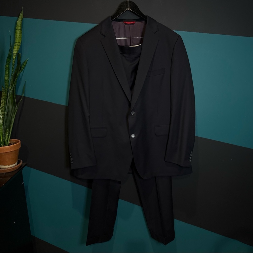 Men's Classic Black Pinstripe Suit - Picture 12 of 16